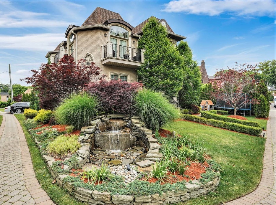 Palatial Estate in Fort Lee New Jersey Elite Real Estate Group Palatial Estate in Fort Lee New Jersey Elite Real Estate Group